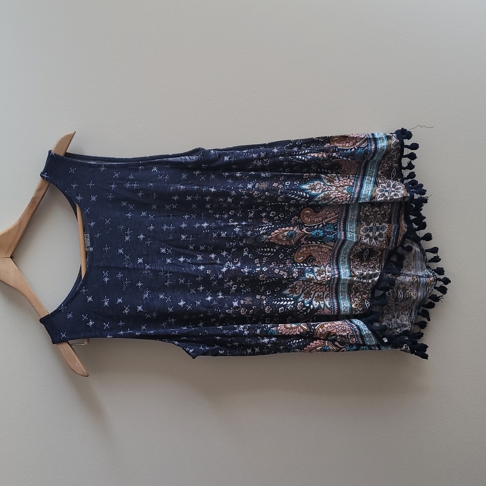 Eyeshadow (1X) Tassel Sleeveless Top